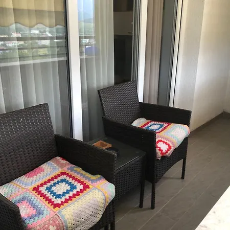 Cozy In , Albania Apartment Kamez